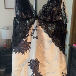 Elegant Black and Cream Lace Chemise